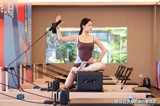 qm球盟会上海静安万科复兴傲舍(万科复兴傲舍售楼处)首页网站万科复兴傲舍营销中间(图5)