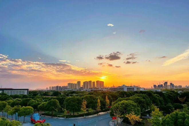 球盟会官方网站旭启新程丨旭辉建管签约苏地2024-WG-Z40地块全历程代建办理(图2)